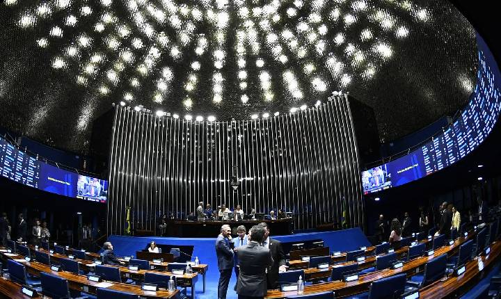 Após recesso, Congresso retoma trabalhos nesta semana