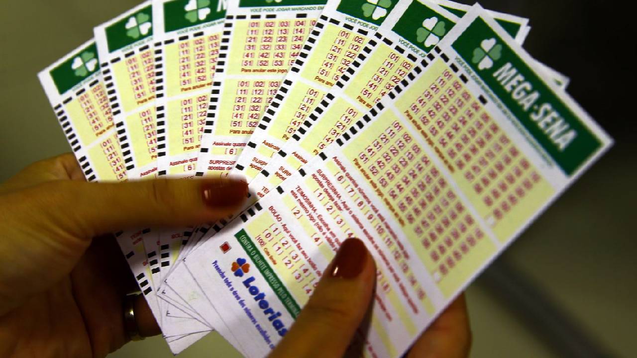 Apostador de Curitiba ganha prêmio de R$ 127 milhões da Mega-Sena
