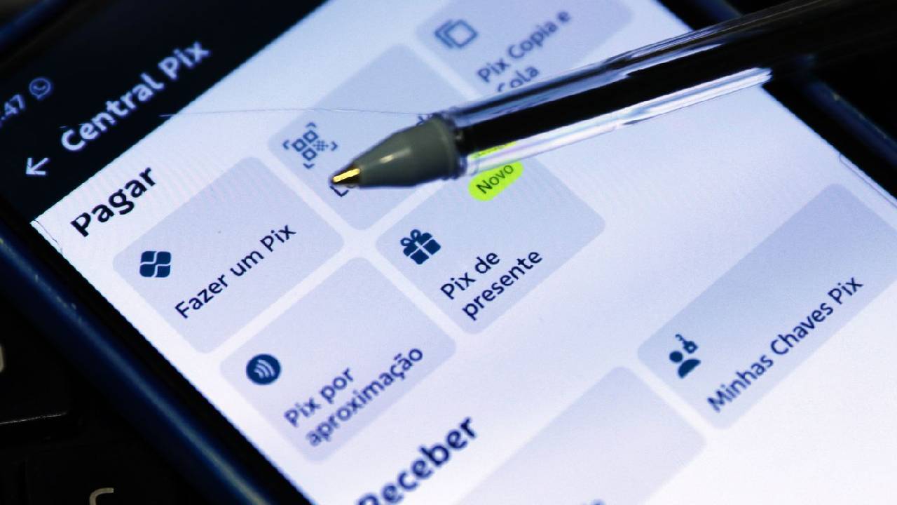 Banco Central estuda interligar Pix com sistemas de outros países