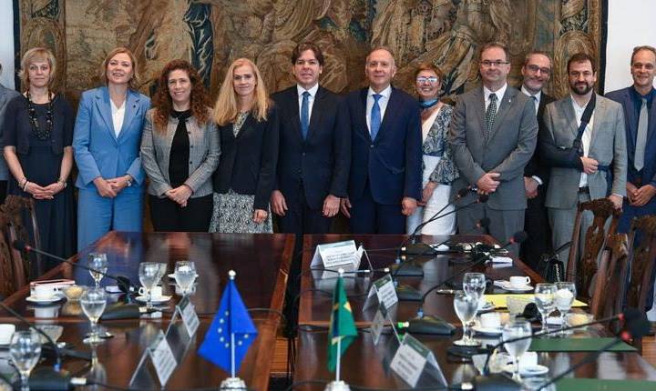 Brasil e União Europeia assinam Parceria Digital para impulsionar conectividade, IA e infraestrutura tecnológica