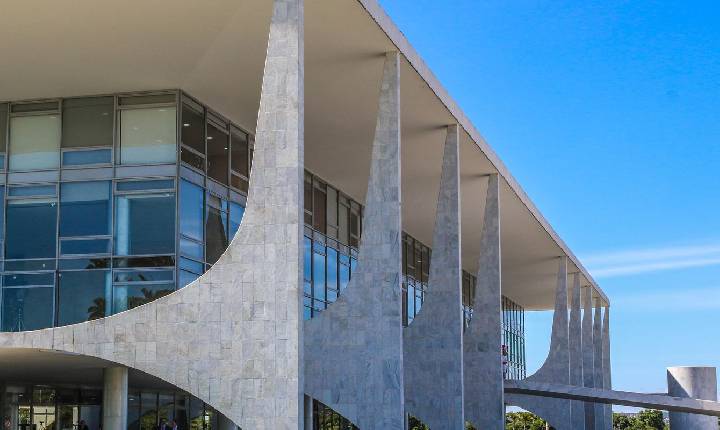 Brasil repudia revogação de visto de embaixadora nos EUA
