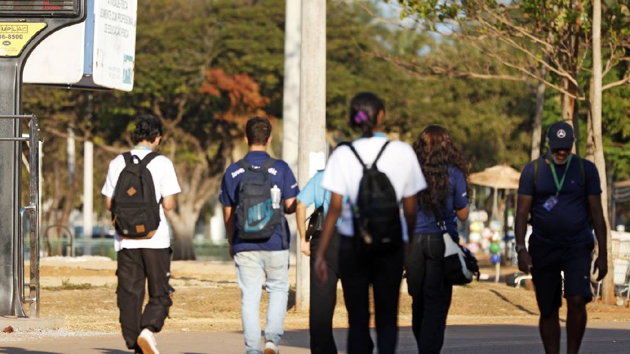 Brasileiros se sentem mais saudáveis do que são, diz pesquisa