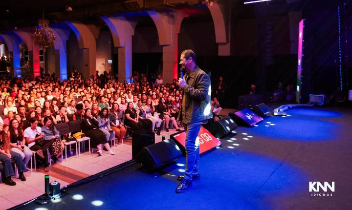 Com palestras de Hélio de la Peña e Igor do Flow, KNN Convention abre parte da programação aos alunos da rede