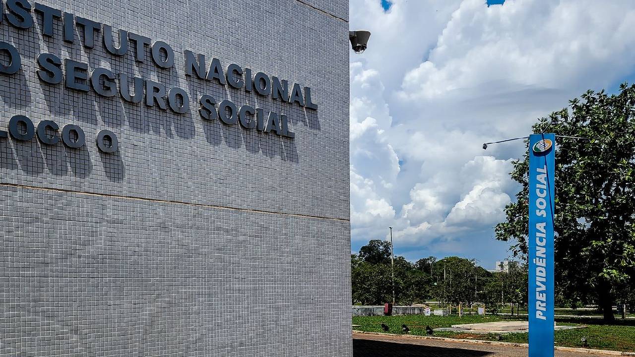 Conselho da Justiça Federal libera R$ 2 bilhões em pagamentos do INSS