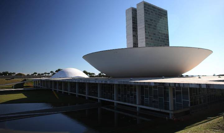 ELEIÇÕES 2026: VEJA QUEM ESTÁ NA FRENTE NA DISPUTA PELOS GOVERNOS DOS 26 ESTADOS E DO DISTRITO FEDERAL