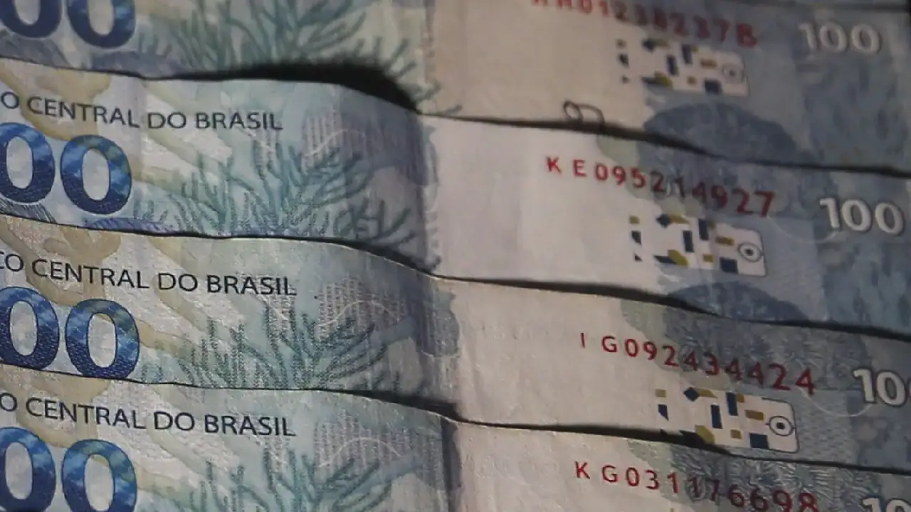Entidades industriais e trabalhistas consideram tímida queda da Selic