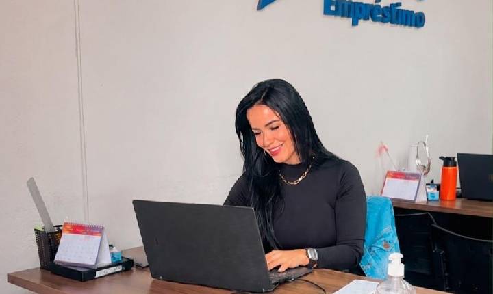 Ex-funcionária do mercado de crédito apostou no empreendedorismo e mudou a própria trajetória