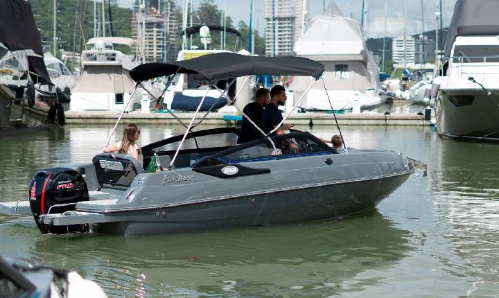Expedição inédita reunirá mais de 30 barcos e vai conectar cidades do litoral de SC