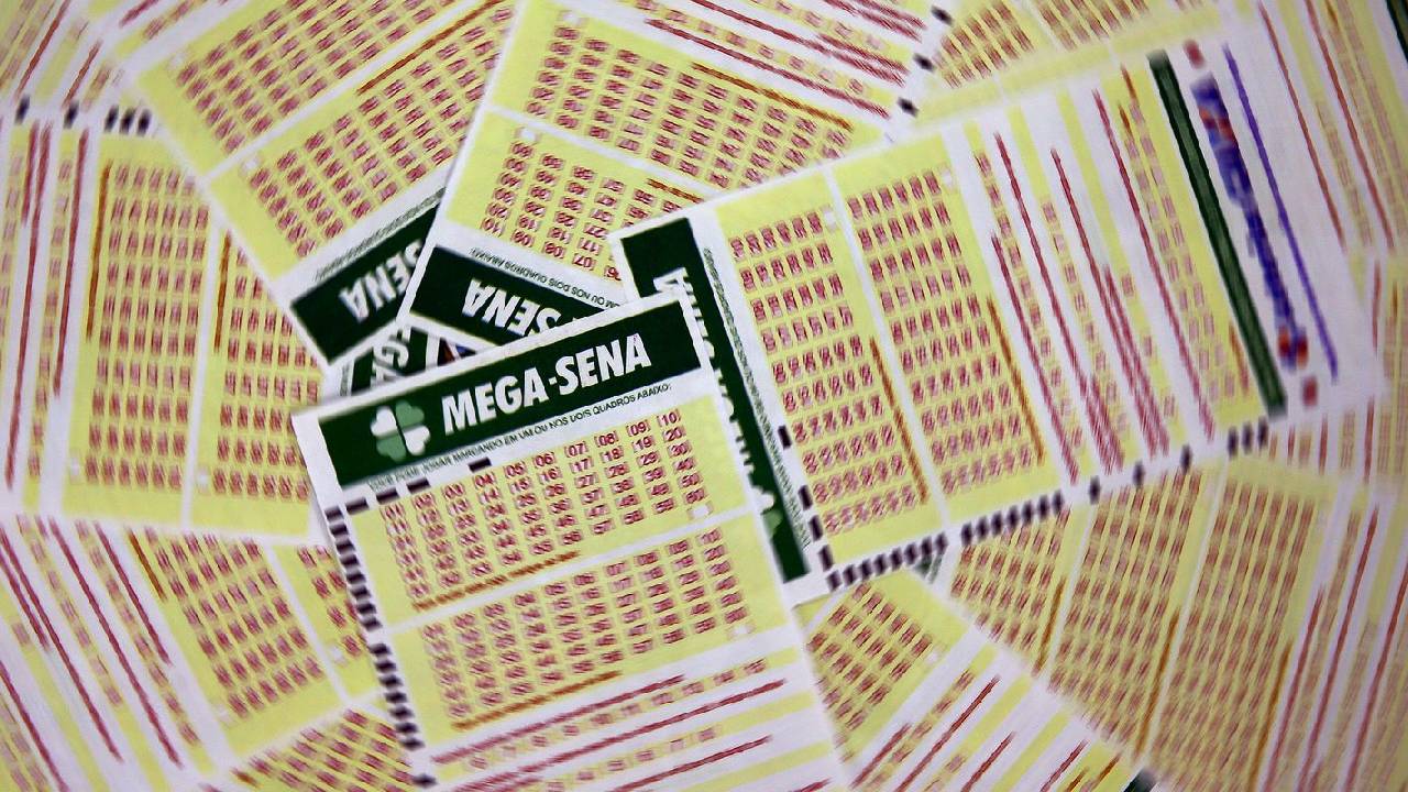 Mega-Sena acumula para R$ 102 milhões; confira os números sorteados