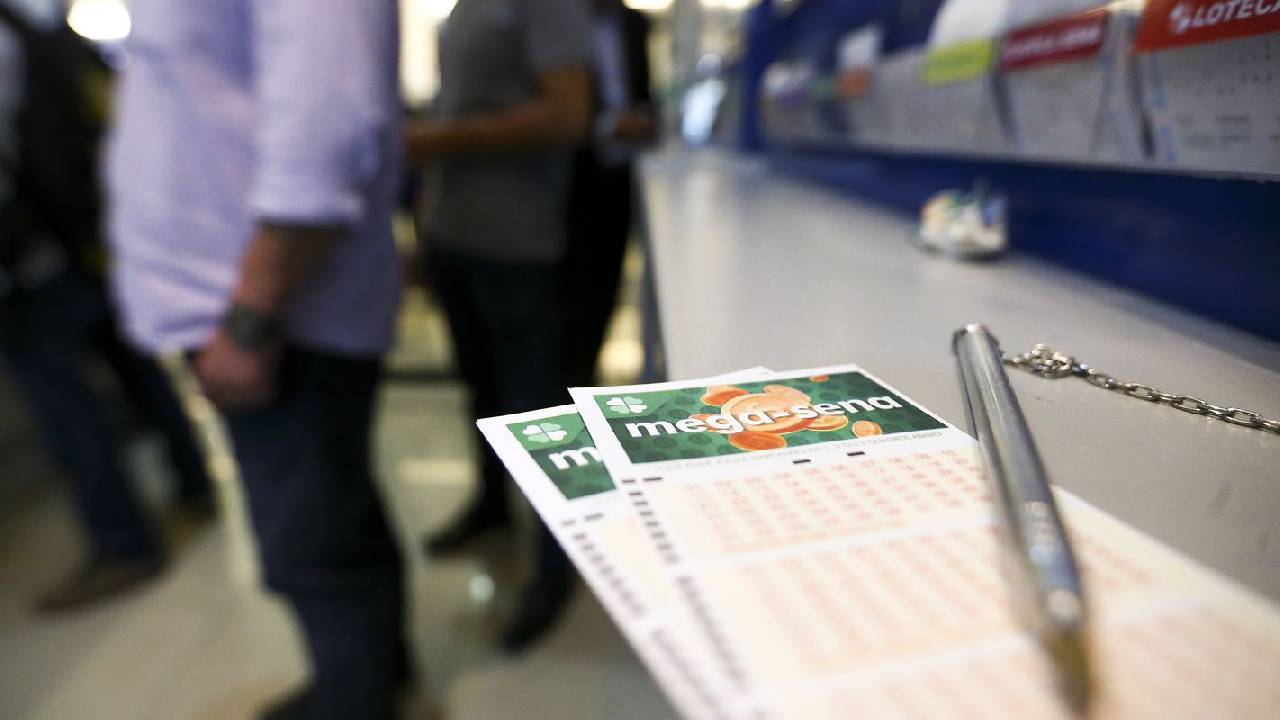 Mega-Sena acumula para R$ 50 milhões; confira os números sorteados