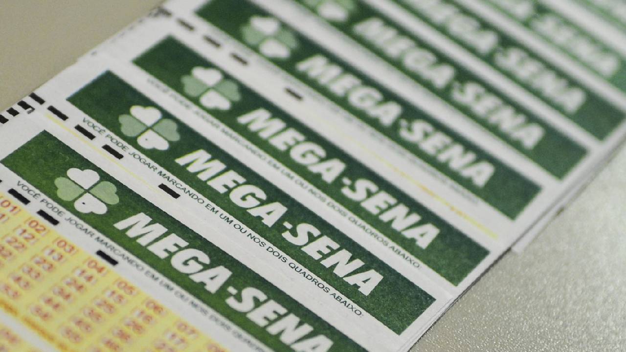 Mega-Sena acumula para R$ 70 milhões; confira números sorteados