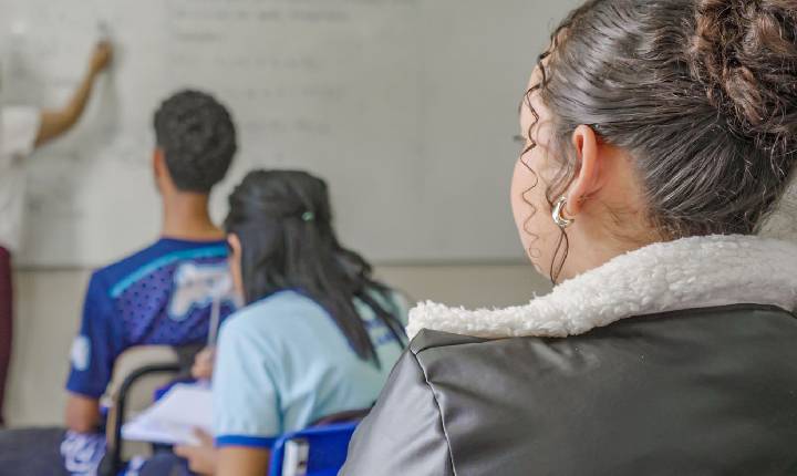Nascidos em maio e junho recebem parcela do Pé-de-Meia, nesta quarta