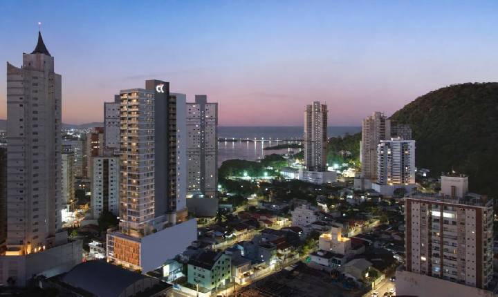 Paranaenses estão entre os principais compradores de imóveis no litoral de SC; entenda por quê