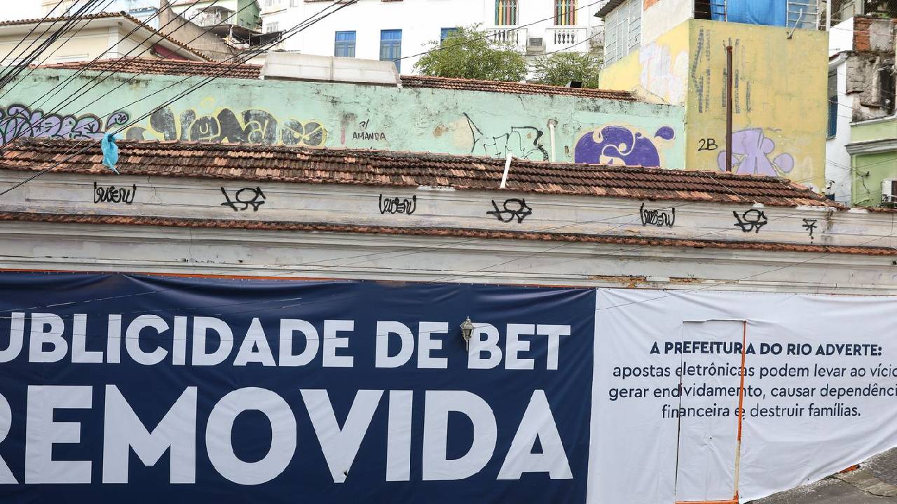 Saiba como as bets adoeceram e endividaram os brasileiros