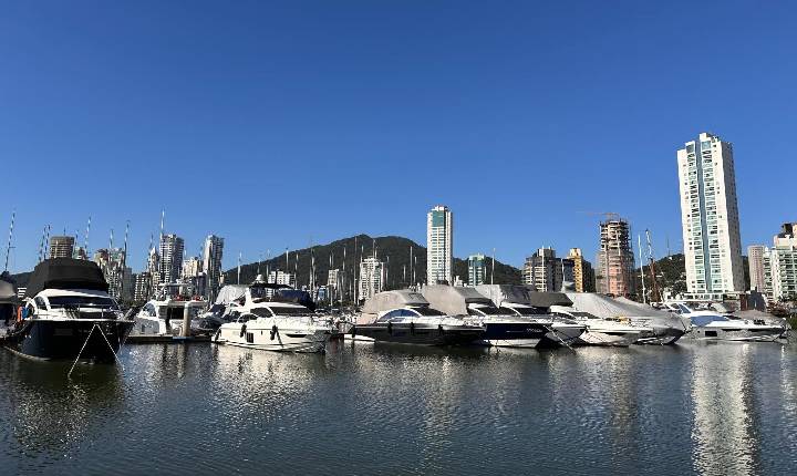 Santa Catarina lidera indicações ao Bandeira Azul e Marina Itajaí busca 6ª certificação consecutiva
