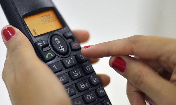 Serviço de telefonia fixa da operadora Oi é vendido por R$ 60 milhões