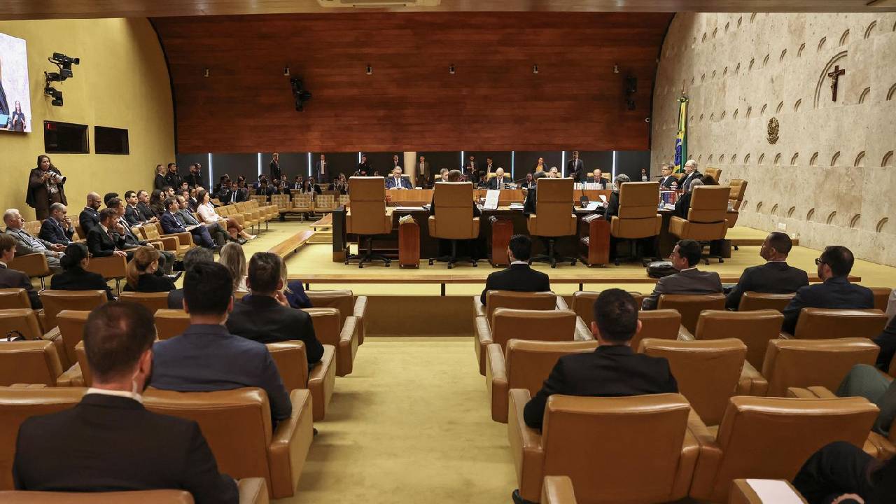 STF: plenário vai decidir se julgará Moraes e Mendonça simultaneamente