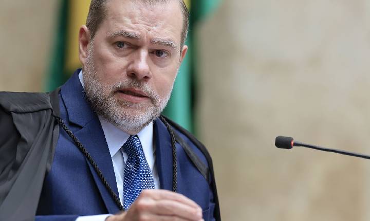 Toffoli vota para conceder 60 dias para big techs implementarem regras