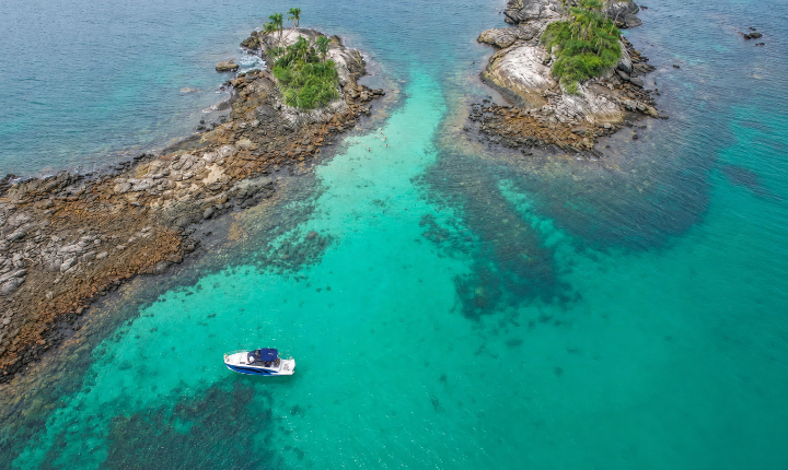 Turismo pelas águas: conheça 5 refúgios brasileiros só acessíveis  para quem navega