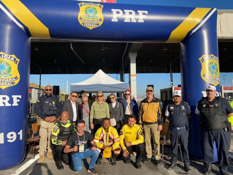 Aumentar a segurança e diminuir mortes no trânsito é o foco da ação que promoveu fiscalização e atividades educativas em SP nesta sexta (21)