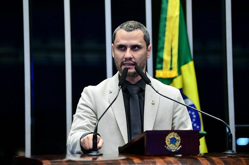 Cleitinho diz que STF utiliza 'dois pesos e duas medidas'