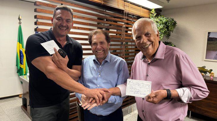 PSDB recebe a filiação de dois senadores e volta a ter liderança no Senado