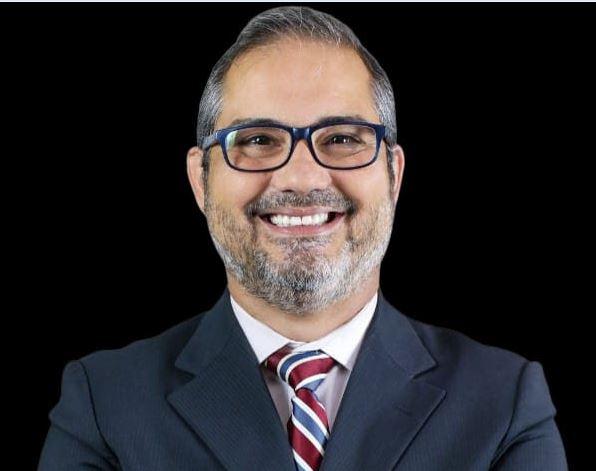 Valor descontado de beneficiários salta de R$ 413 milhões para R$ 2,6 bilhões em oito anos, com 98% dos casos sem autorização formal