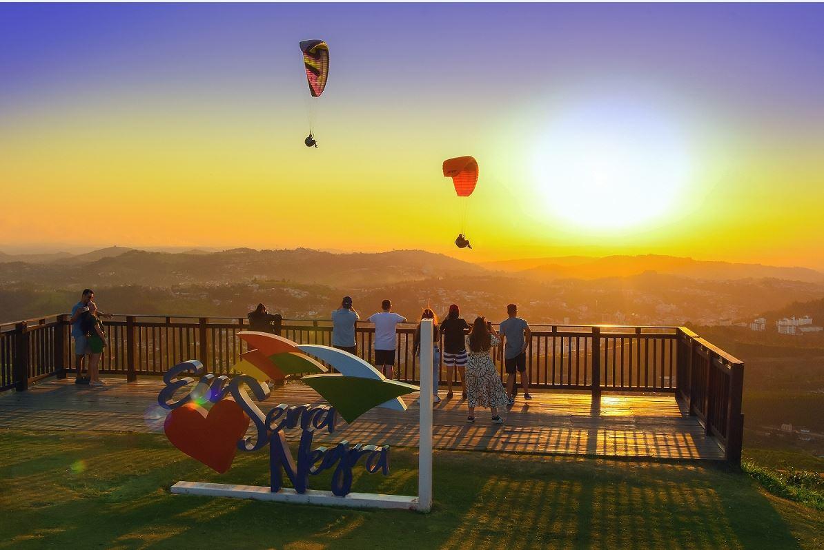 Serra Negra tem experiências de férias inesquecíveis com sabor de montanha e charme do interior