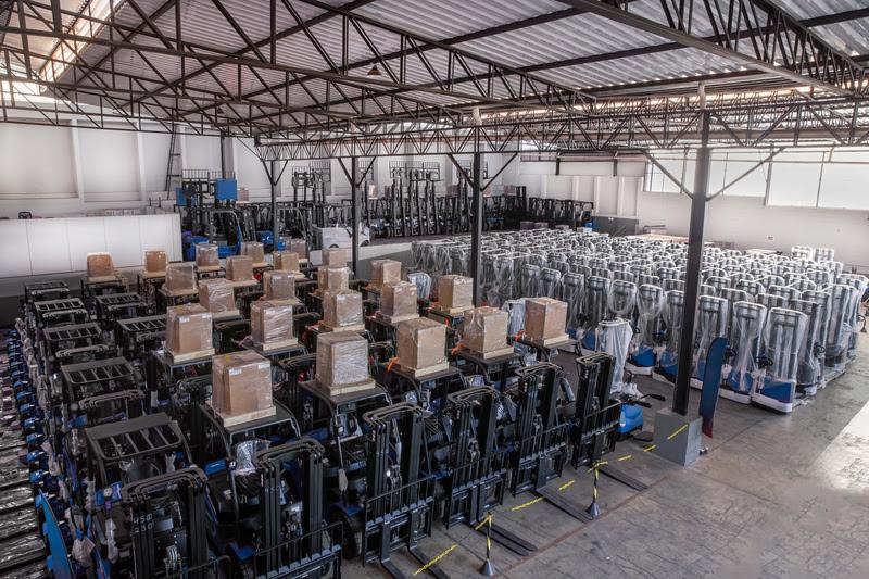 Empilhadeiras elétricas ganham espaço no agronegócio e na indústria de alimentos