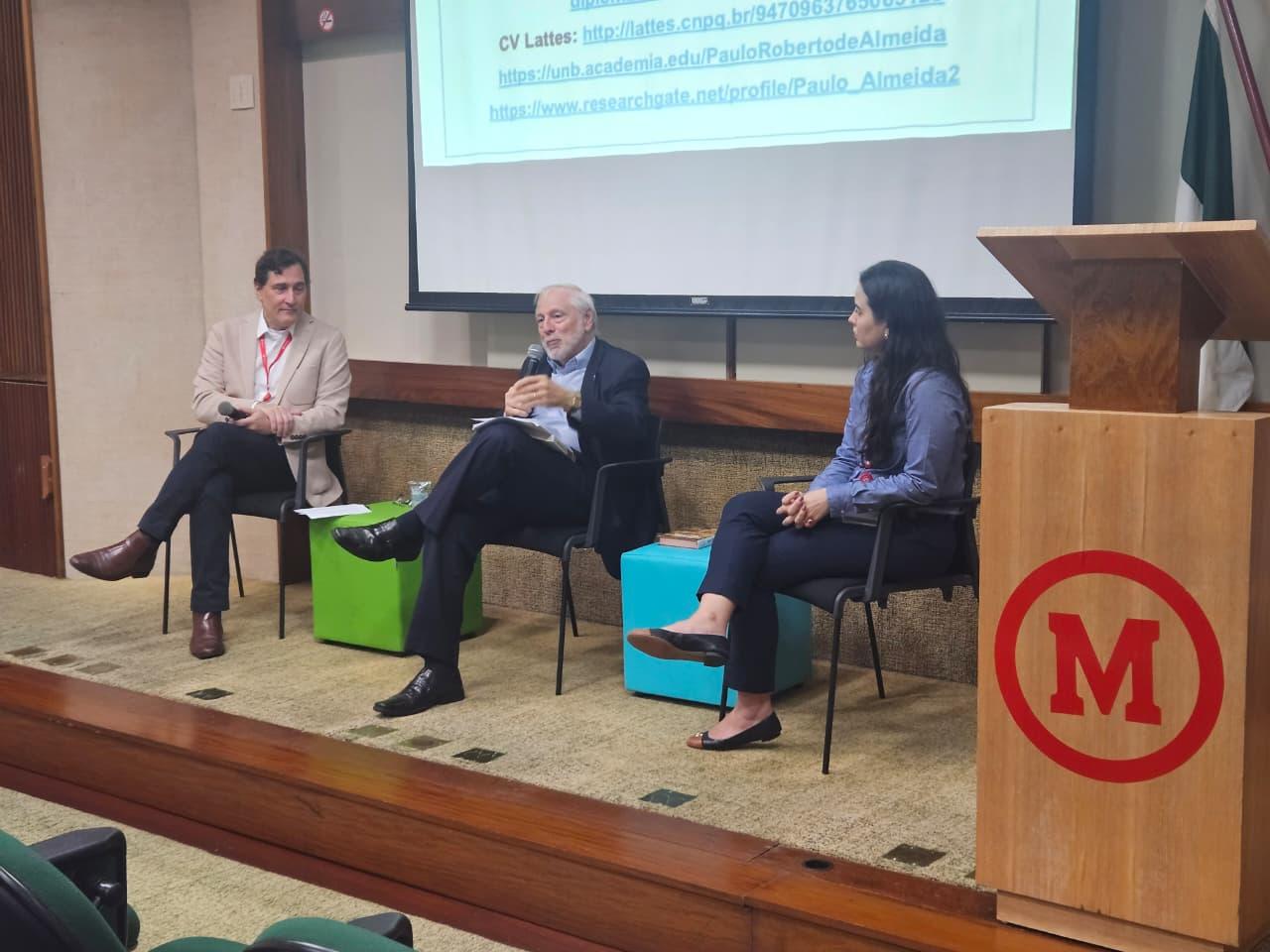 Faculdade Presbiteriana Mackenzie Rio recebeu o Embaixador Paulo Roberto de Almeida