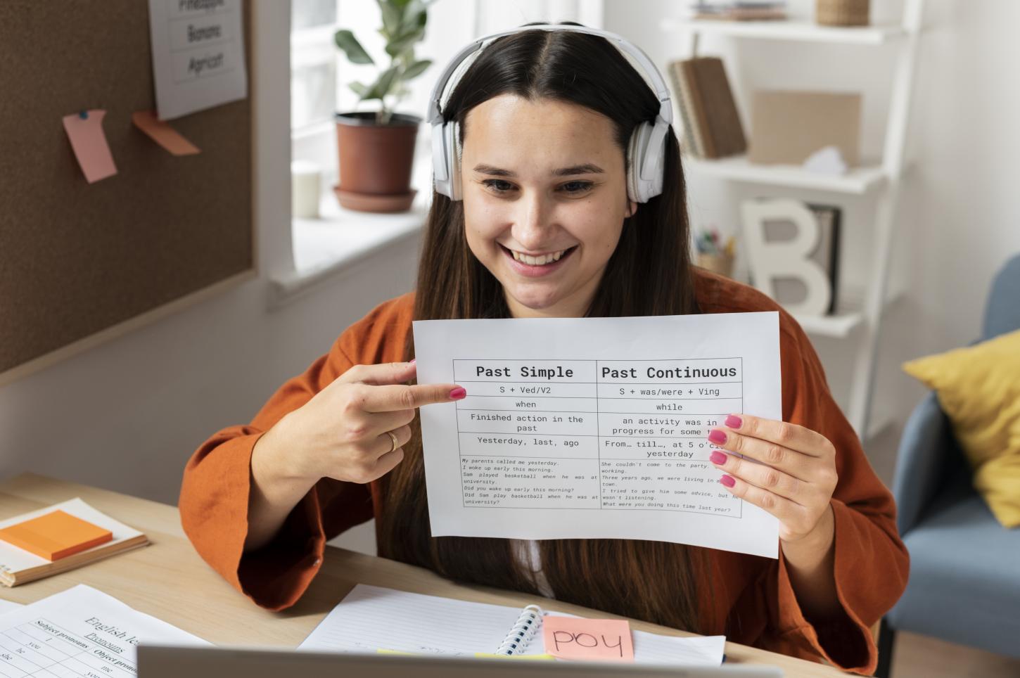 Setor de serviços lidera geração de empregos no Brasil e educação tem o melhor desempenho nas contratações