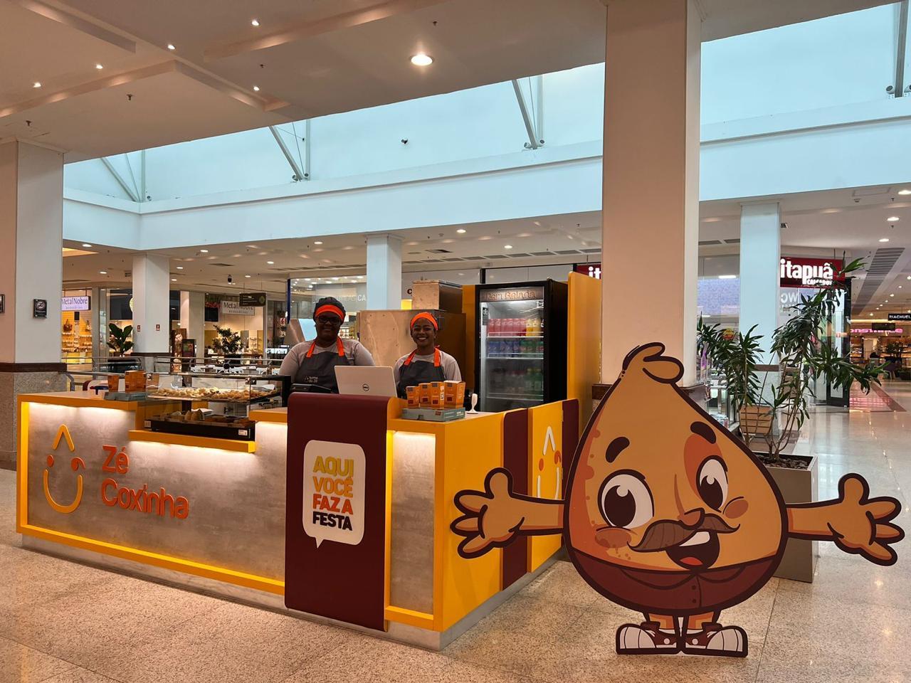 Zé Coxinha chega a São Paulo com modelo de franquia simplificado e foco em expansão nacional