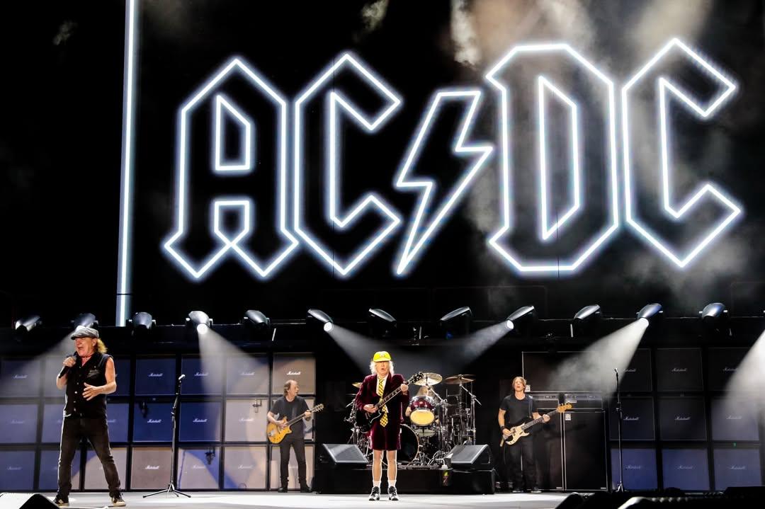 AC/DC no Brasil: Especialistas ensinam a transformar o setlist da turnê em aula de inglês