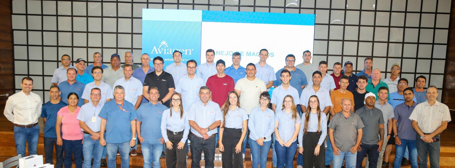 Conexão Aviagen in Company fortalece parceria com suporte técnico personalizado na Copacol, no Oeste do Paraná