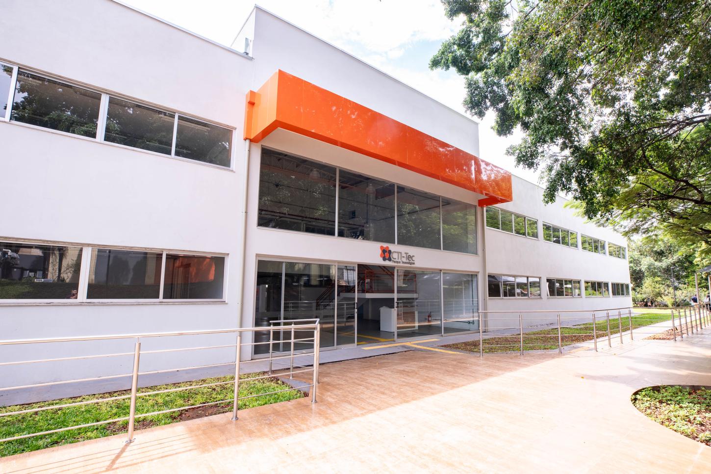 Editais abrem oportunidades para startups e empresas de base científica no Parque Tecnológico CTI-Tec em Campinas (SP)