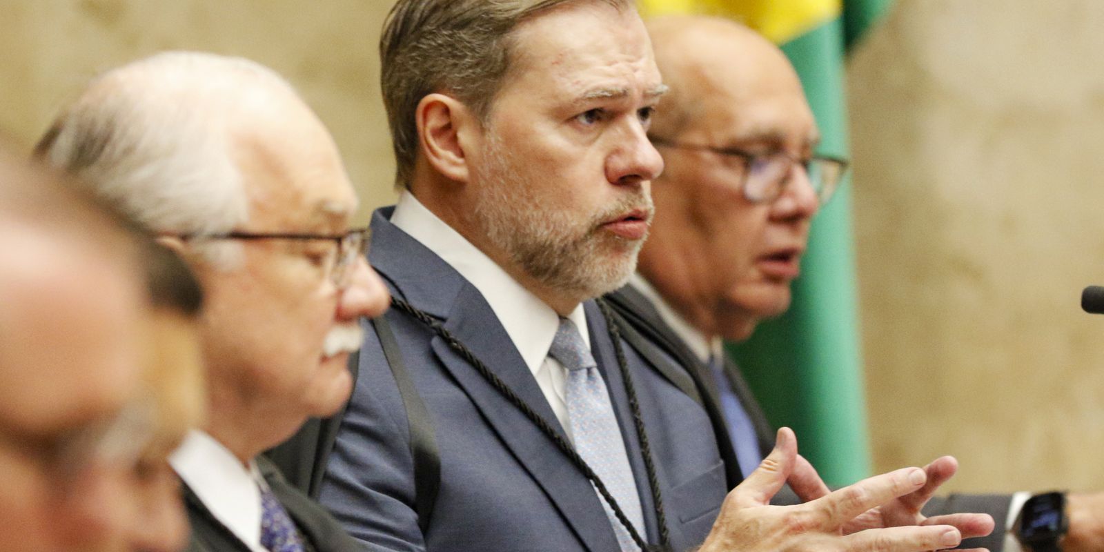 Fachin arquiva ação que pedia suspeição de Toffoli no caso Master