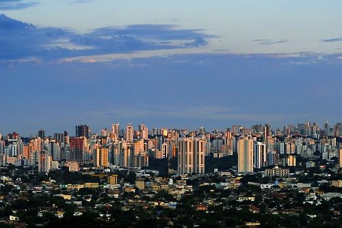 Setor de serviços encerra 2025 com alta de 2,6% em Goiás