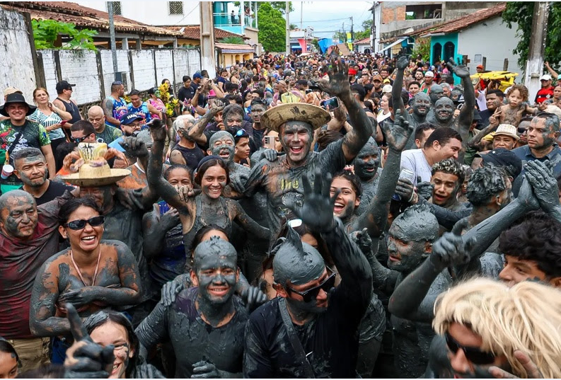 Tradição e consciência ambiental reforçam simbolismo do 'Pretinhos do Mangue', em Curuçá