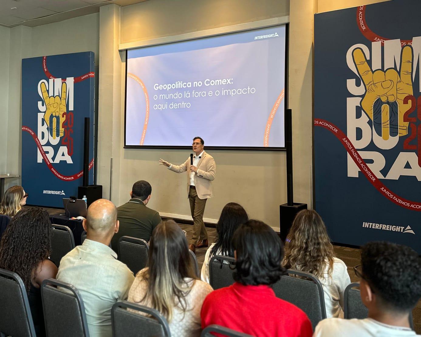 Especialista do Mackenzie Rio destaca a importância da análise geopolítica para o sucesso no comércio exterior