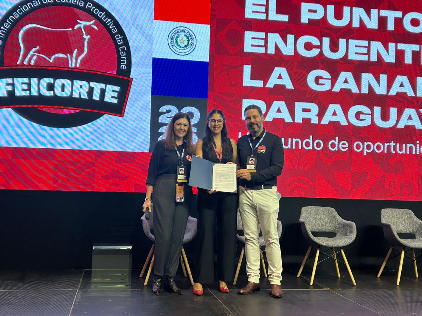 Estreia internacional da Feicorte reúne a cadeia produtiva da carne no Paraguai e aquece mercado para edição brasileira em junho