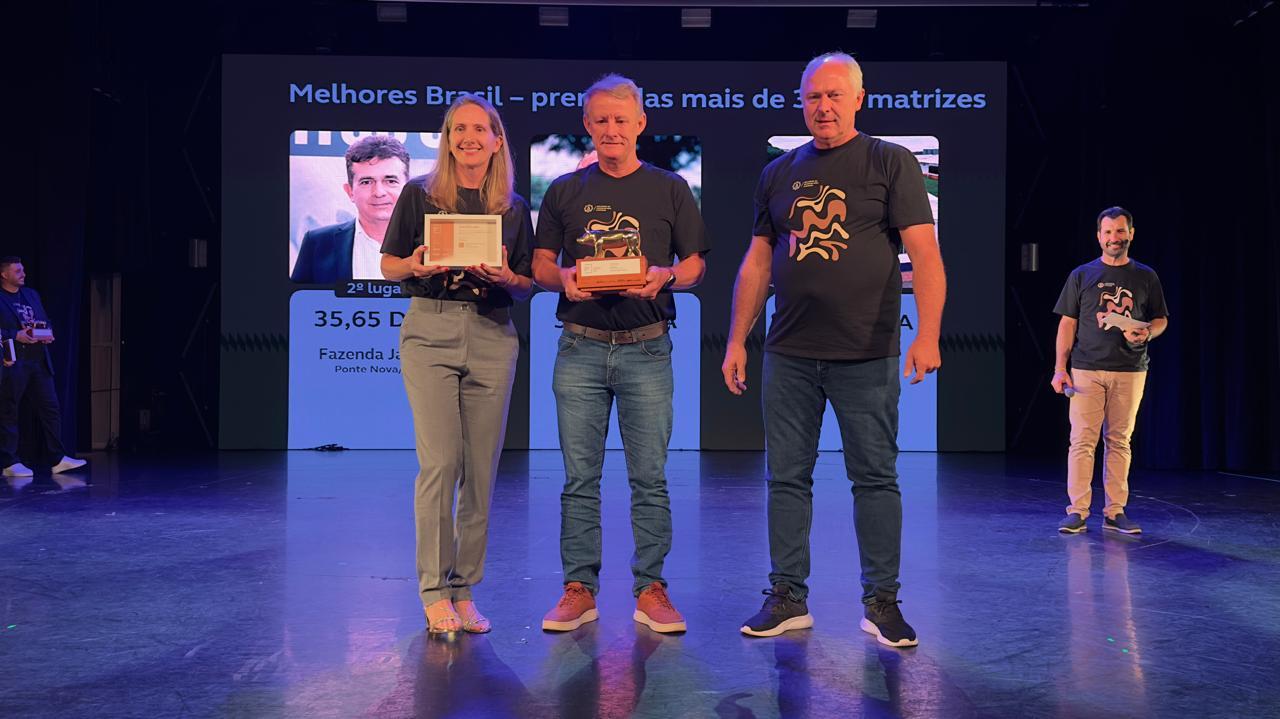 Genética Topigs Norsvin é destaque em premiação internacional de produtividade da Agriness