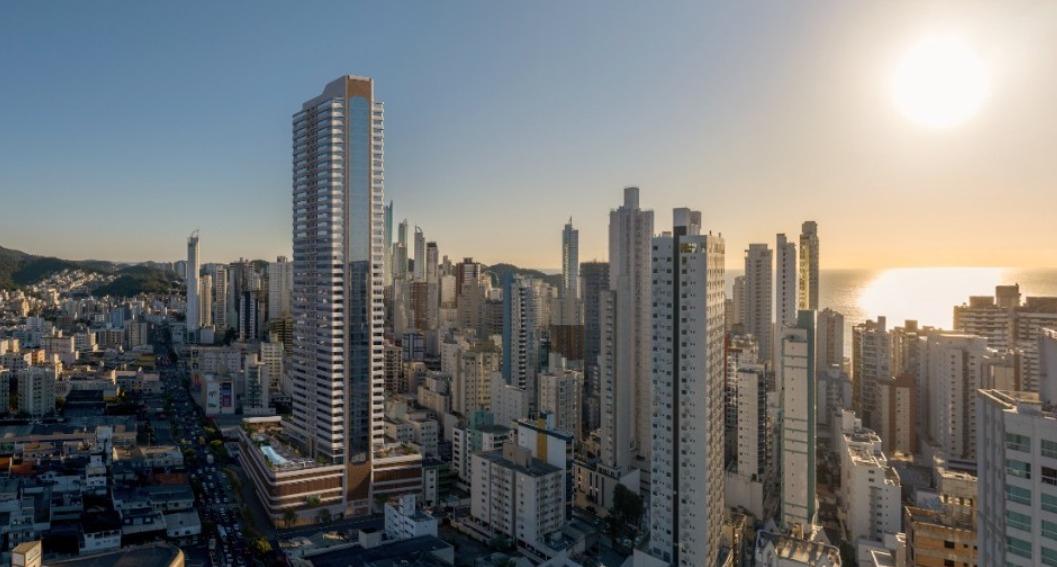 Selic e guerra no Irã fazem produtores de soja do Mato Grosso transferirem lucros para o mercado imobiliário