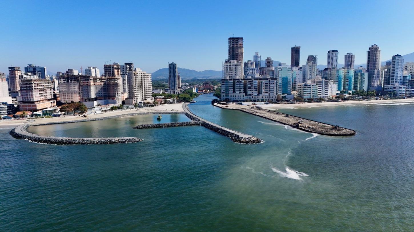 Cidade do litoral catarinense lidera venda de imóveis novos em ranking nacional