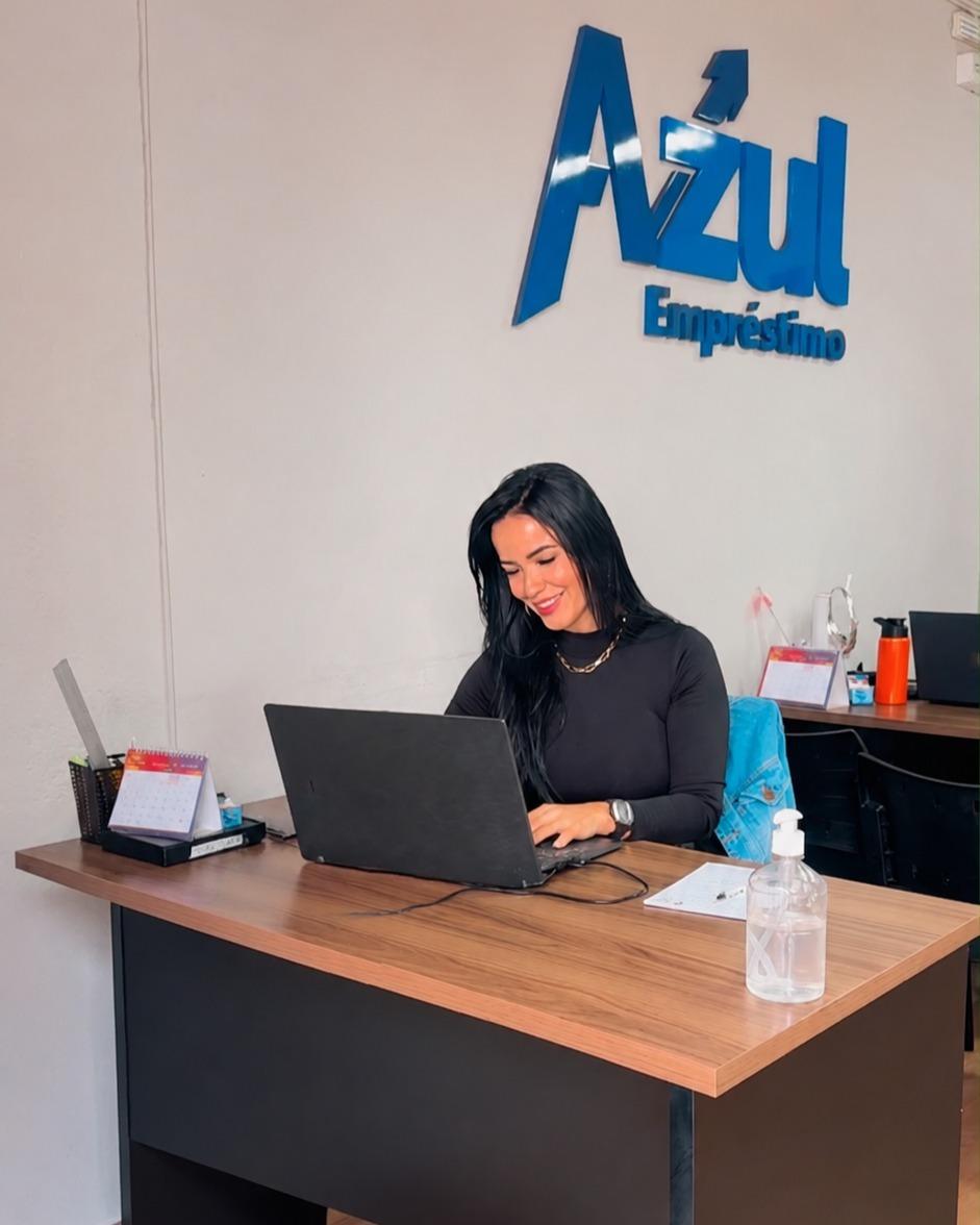 Ex-funcionária do mercado de crédito apostou no empreendedorismo e mudou a própria trajetória