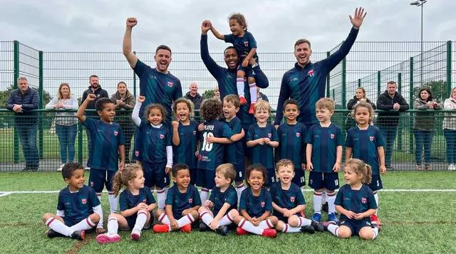 SC ganha projeto que une futebol e ensino de inglês