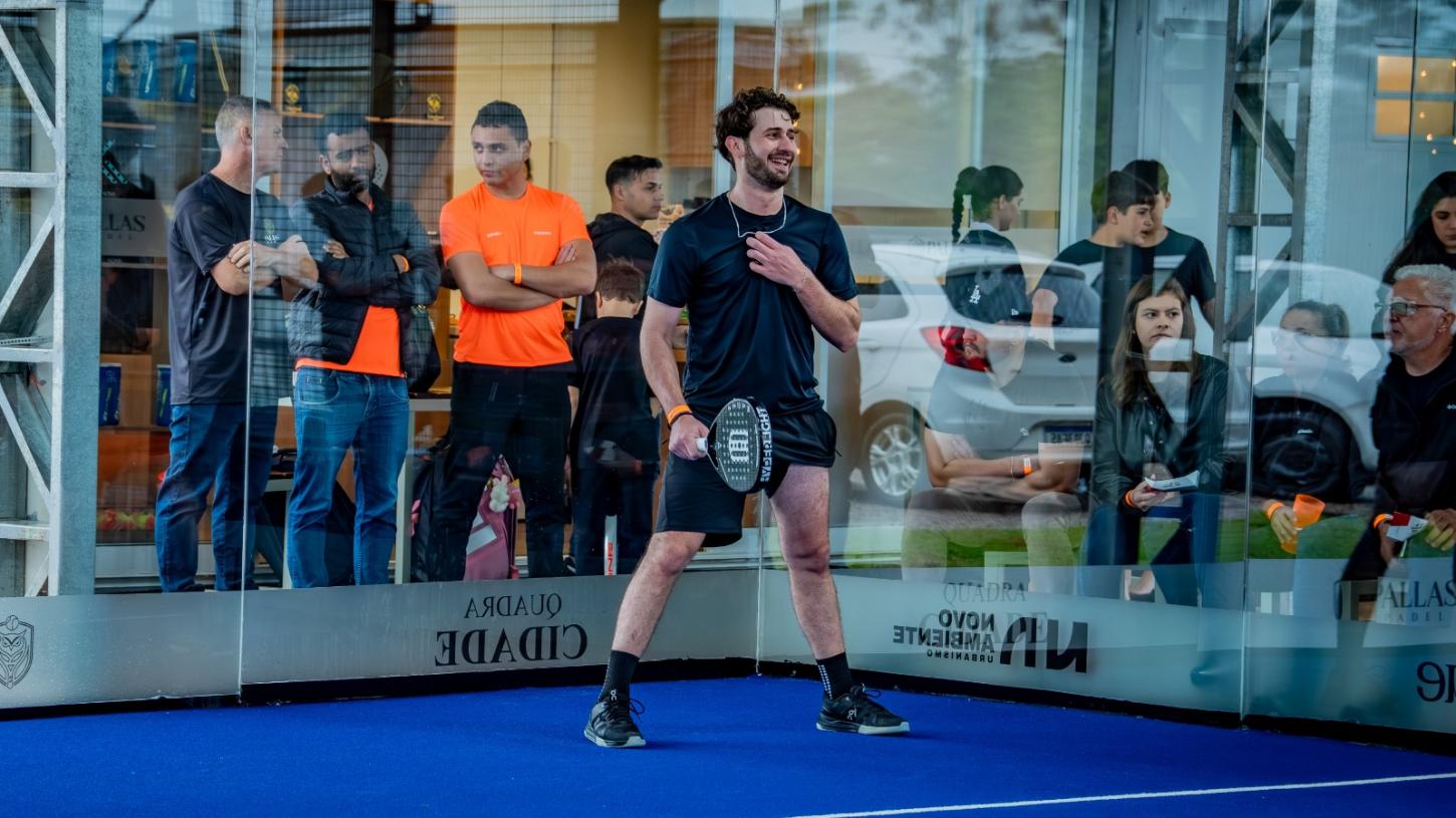 Quadras de padel e beach tennis do Espaço Rioparque começam a operar em Tijucas (SC)
