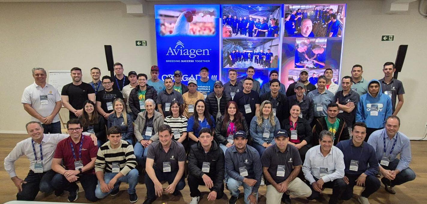 Conexão Aviagen In Company fortalece parceria com a Avícola Pato Branco em evento técnico